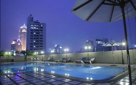 Omni Tower Cozy Apartment Near Nana Bts
